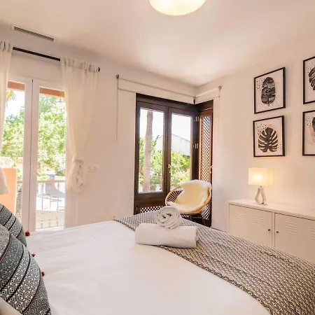 Villa Vacation I El Calvario Villa, Cinema, Pool, Andalusian Garden, Top Location In Old Town *