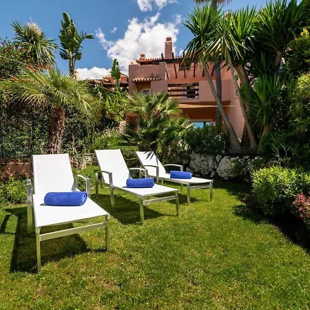 El Calvario: Cinematic Retreat In Marbella's Old Town *