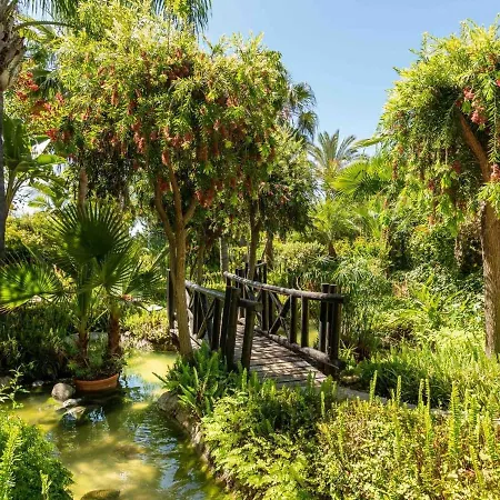 Vacation I El Calvario Villa, Cinema, Pool, Andalusian Garden, Top Location In Old Town 别墅 *