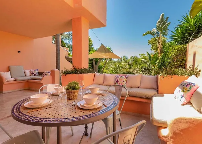 Villa Vacation I El Calvario Villa, Cinema, Pool, Andalusian Garden, Top Location In Old Town