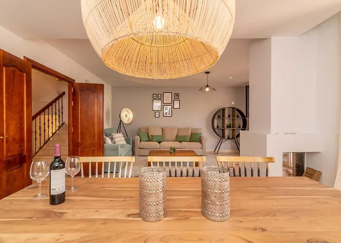 Villa Vacation I El Calvario Villa, Cinema, Pool, Andalusian Garden, Top Location In Old Town *