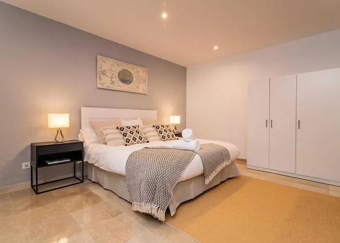 Vacation I El Calvario Villa, Cinema, Pool, Andalusian Garden, Top Location In Old Town * Marbella