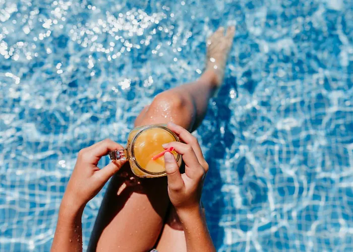 Vacation I El Calvario Villa, Cinema, Pool, Andalusian Garden, Top Location In Old Town * Marbella