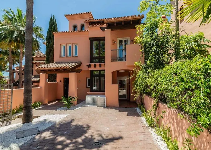 Vacation I El Calvario Villa, Cinema, Pool, Andalusian Garden, Top Location In Old Town * Марбелья