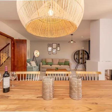 Villa Vacation I El Calvario Villa, Cinema, Pool, Andalusian Garden, Top Location In Old Town *